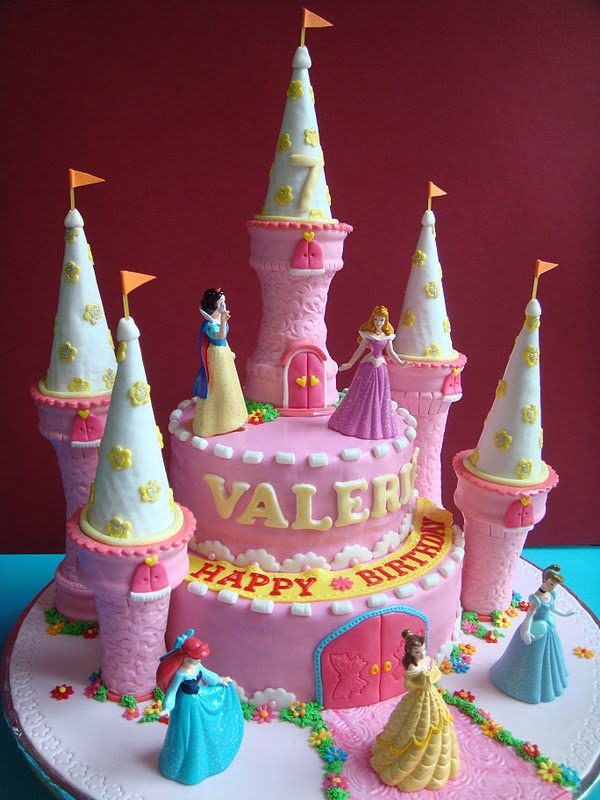 Yummy Baking: Princess Castle Fondant Cake (D3)