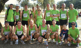 Grupo de atletas del club "Fermin Cacho"