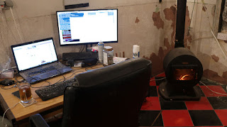 A's new desk position, which I have stolen A's new desk position, which I have stolen