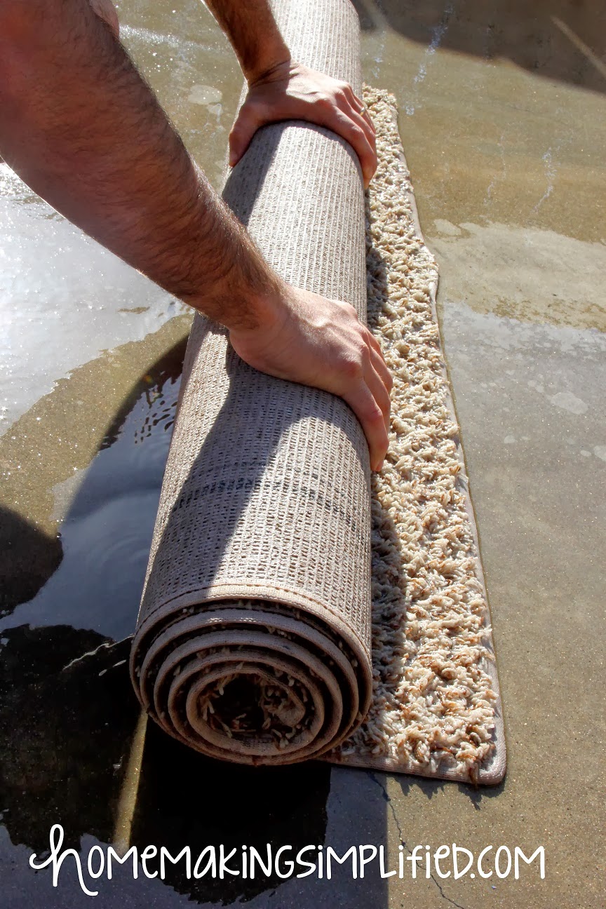 Homemaking Simplified How to Easily Wash and Dry Your Rugs without a