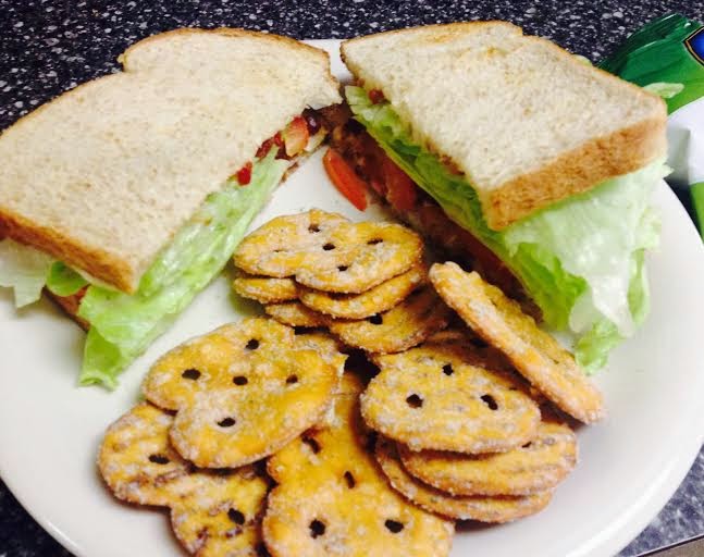 Weight Watcher Girl BLT Sandwich! Weight Watcher Friendly! 4 Points