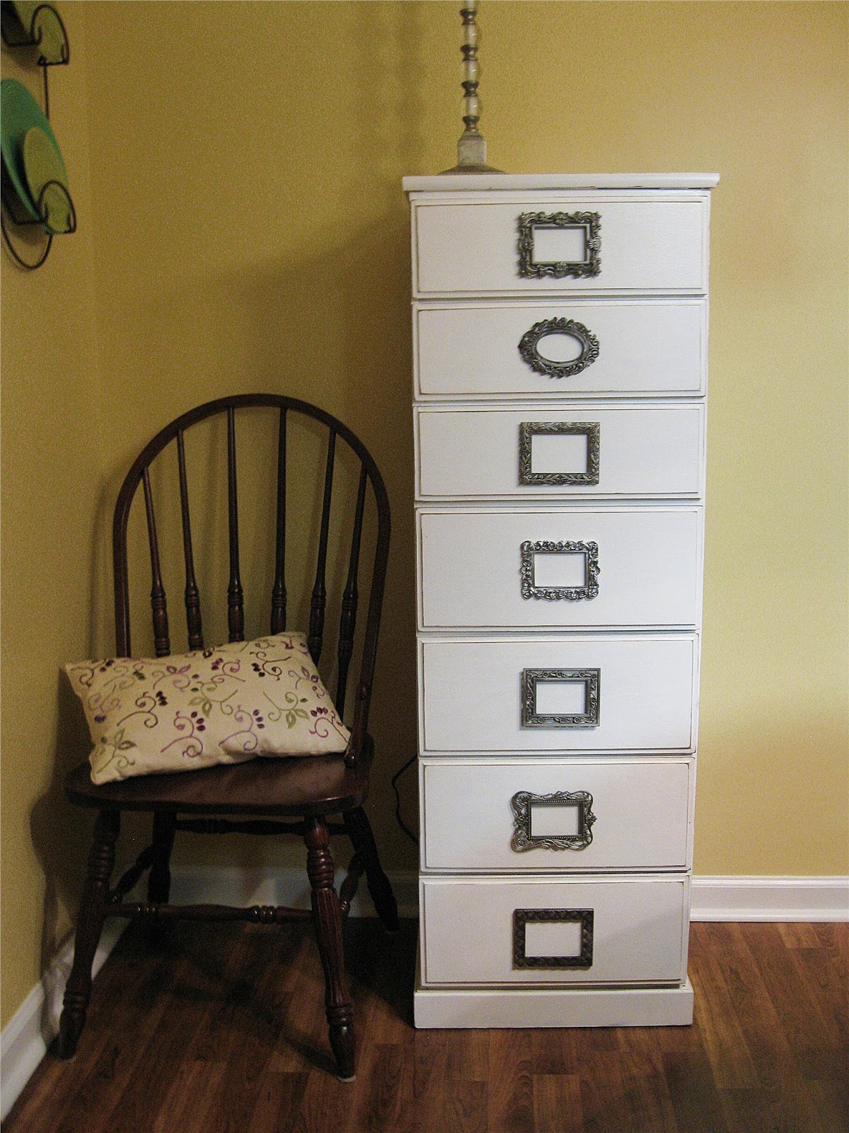 If You Give a Girl a Needle Dresser + Picture Frames = Easy Chic!