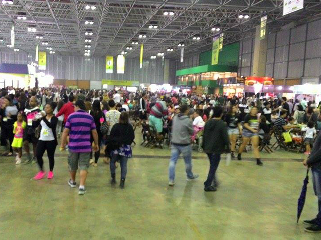 Dany na Bienal do RJ #2 - Mimos e brindes das Editoras Dany na Bienal do RJ #2 - Mimos e brindes das Editoras