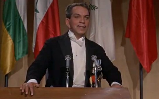 cantinflas, su excelencia su excelencia, discurso final