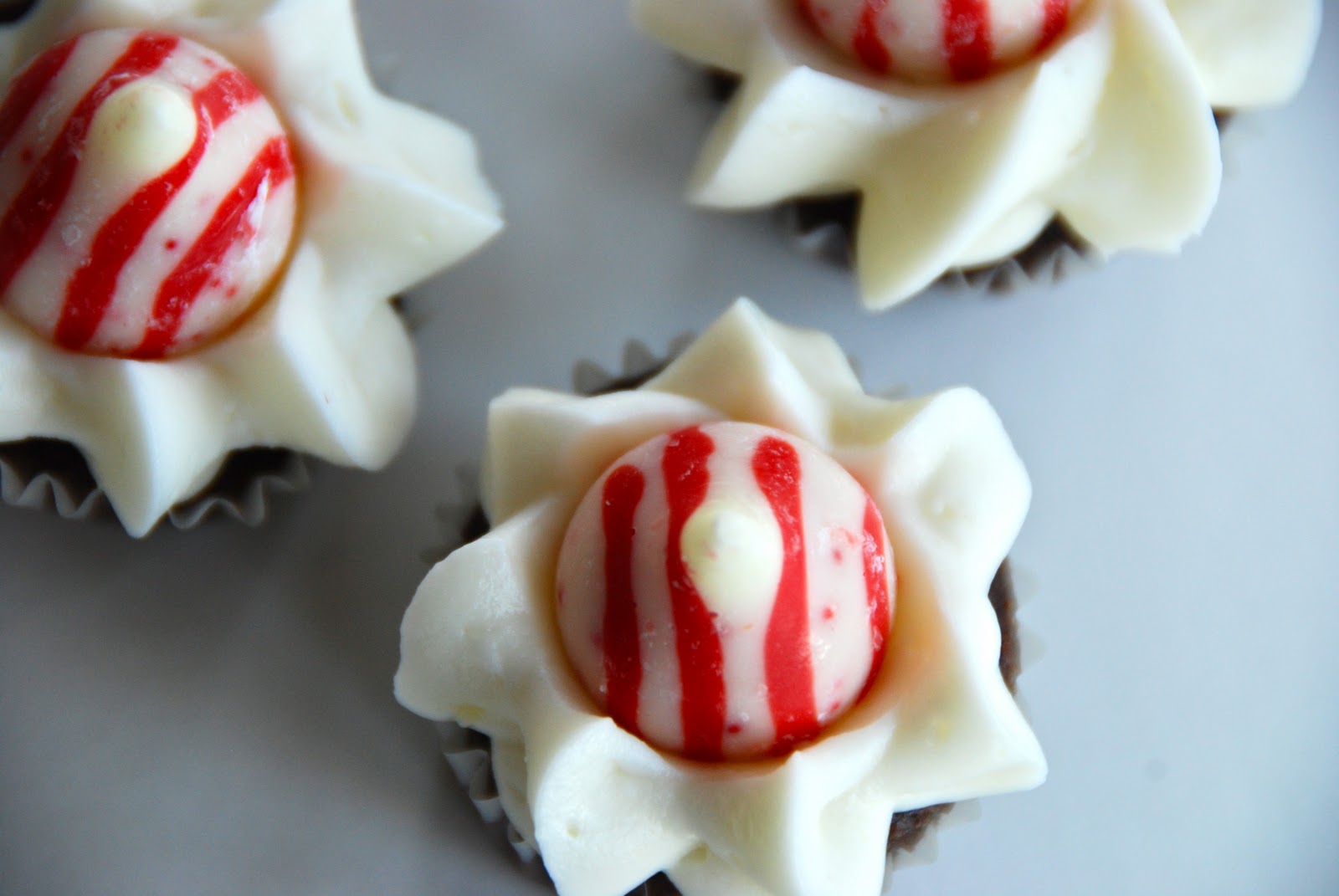 Simple Girl Chocolate Bites with Peppermint Cream Cheese Frosting