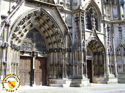 TOUL (54) - La cathédrale Saint-Etienne (Extérieur)