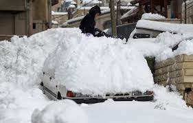 JERUSALEM BAJO NIEVE, 13 DE DICIEMBRE 2013 TORMENTA DE FRIO POLAR PROVOCA LA MAYOR NEVADA DESDE 1953 EN JERUSALEN
