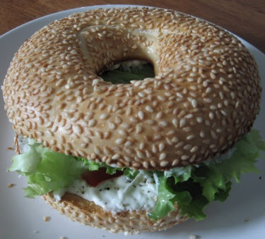 sesame bagel sandwich