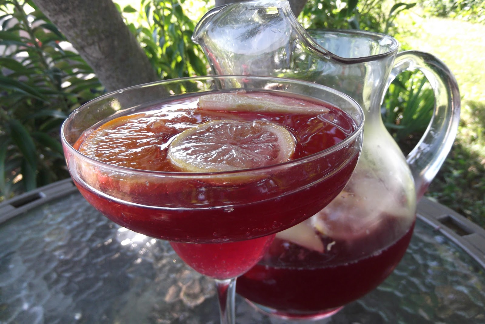 Gingerbread Men Recipe Blog Sangria Red Wine Punch