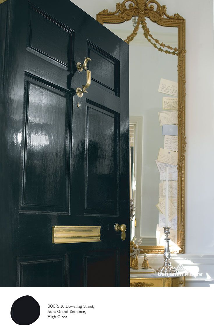 Park City Paints Grand Entrance by Benjamin Moore