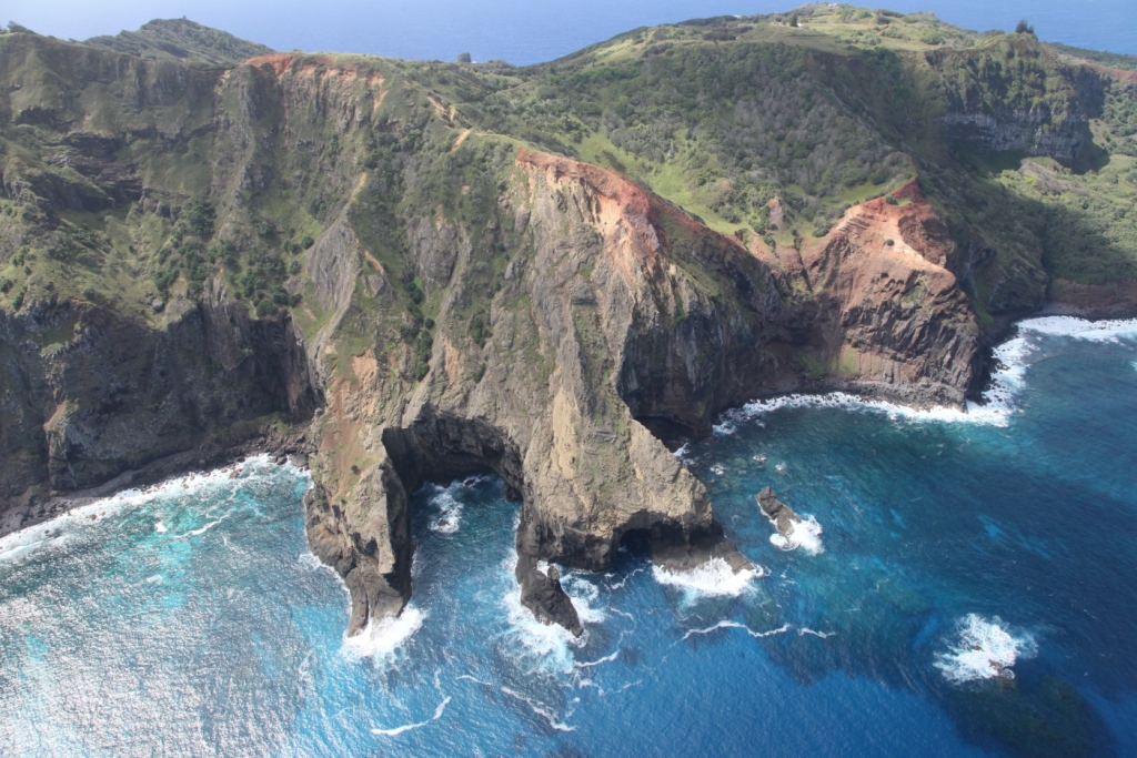On The Rock. Teaching and Living on Pitcairn Island Red Ridge on Pitcairn Island