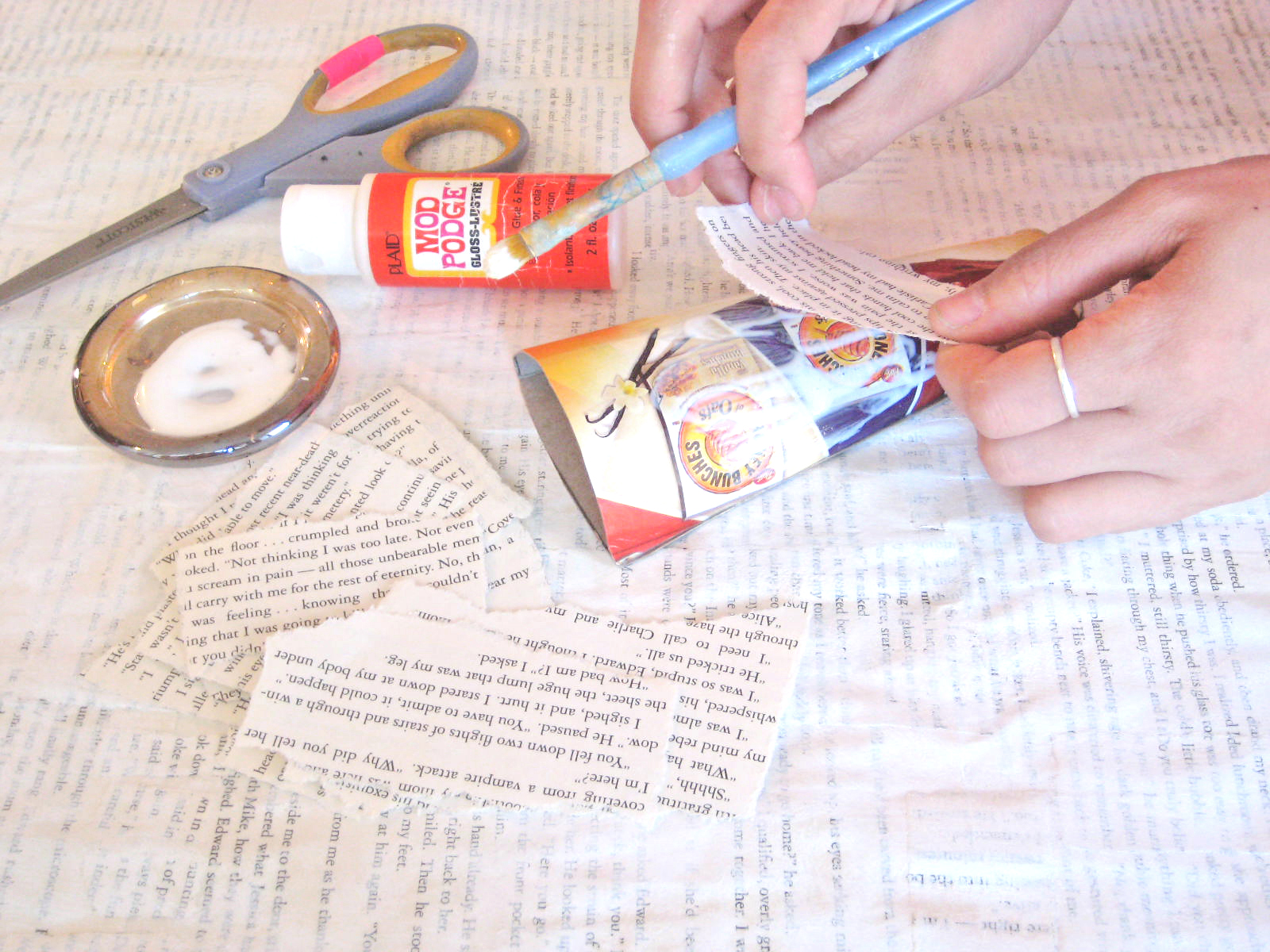 Alma Stoller tutorial how to make a wall vase