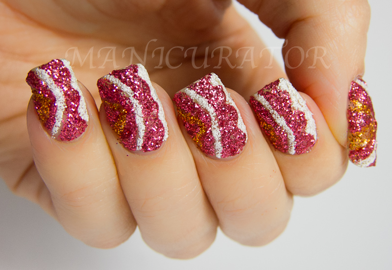 31DC: Day 25 - Inspired by fashion (Glitter glue nail art)