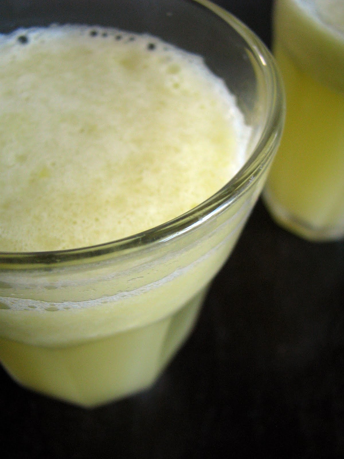 sparkling apple, pear & ginger juice recipe, sick kids and painted