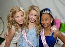 Chloe, Paige, and Nia