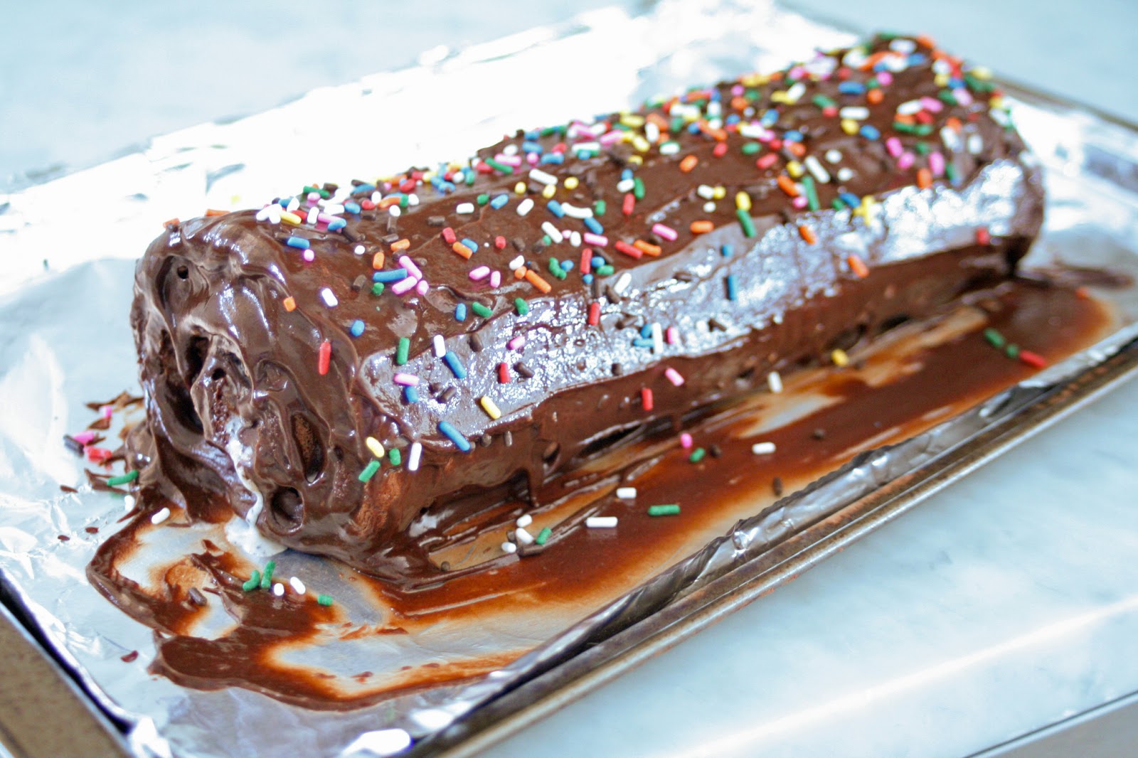 Stuck on Hue Recipe Chocolate ice cream cake roll with chocolate glaze