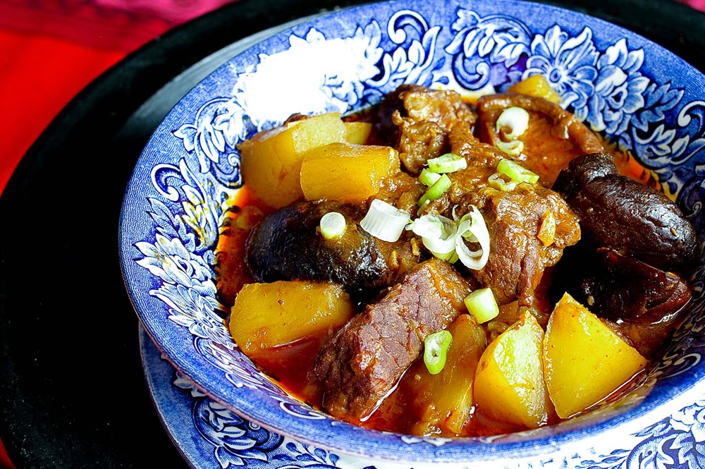 The Yum Yum Factor Spicy Gochujang Beef Stew