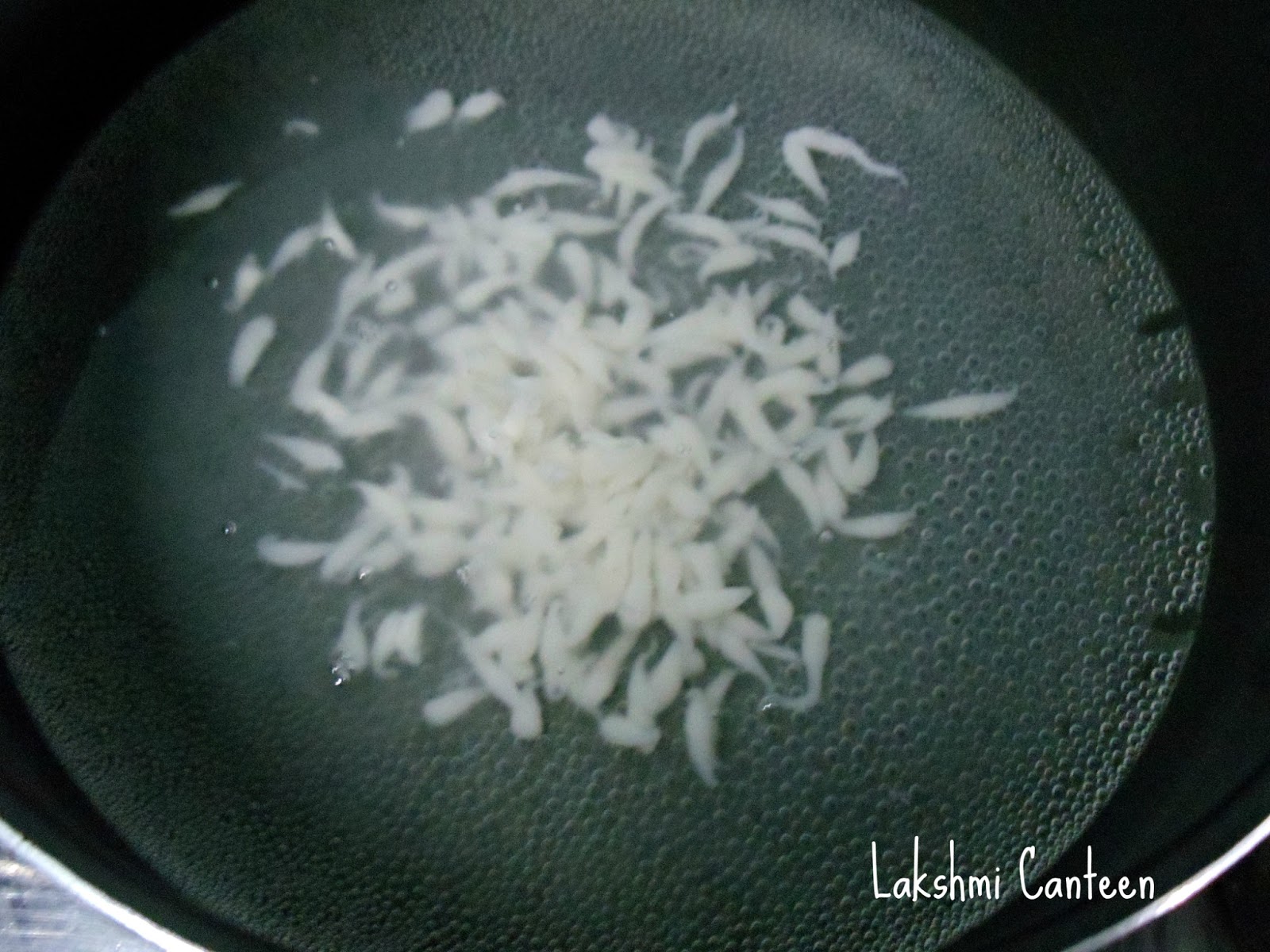 Lakshmi Canteen Celebrating 150th Post with Guliye Kheeri (Rice Bits