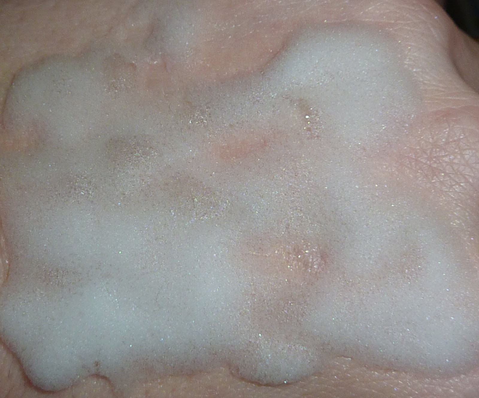 The Beauty Scoop! Review PRAI O2 Infusion with Vacuum Technology!