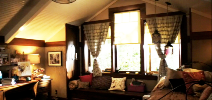 arias-bedroom-pretty-little-liars.png