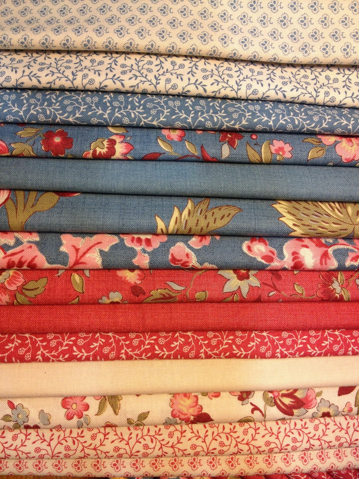 EL TALLER DE L'AGULLA Nova col.lecció de Moda Fabrics / Nueva