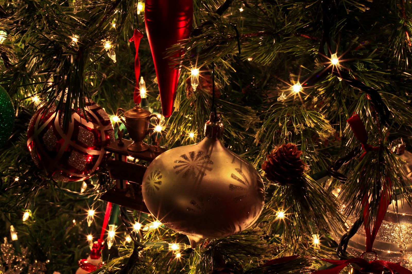 Lincoln's Domain Christmas Eve Tree