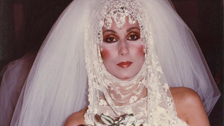 Cher News Cher Wedding Dress Photograph Unveiled 33 Years After It Was Taken