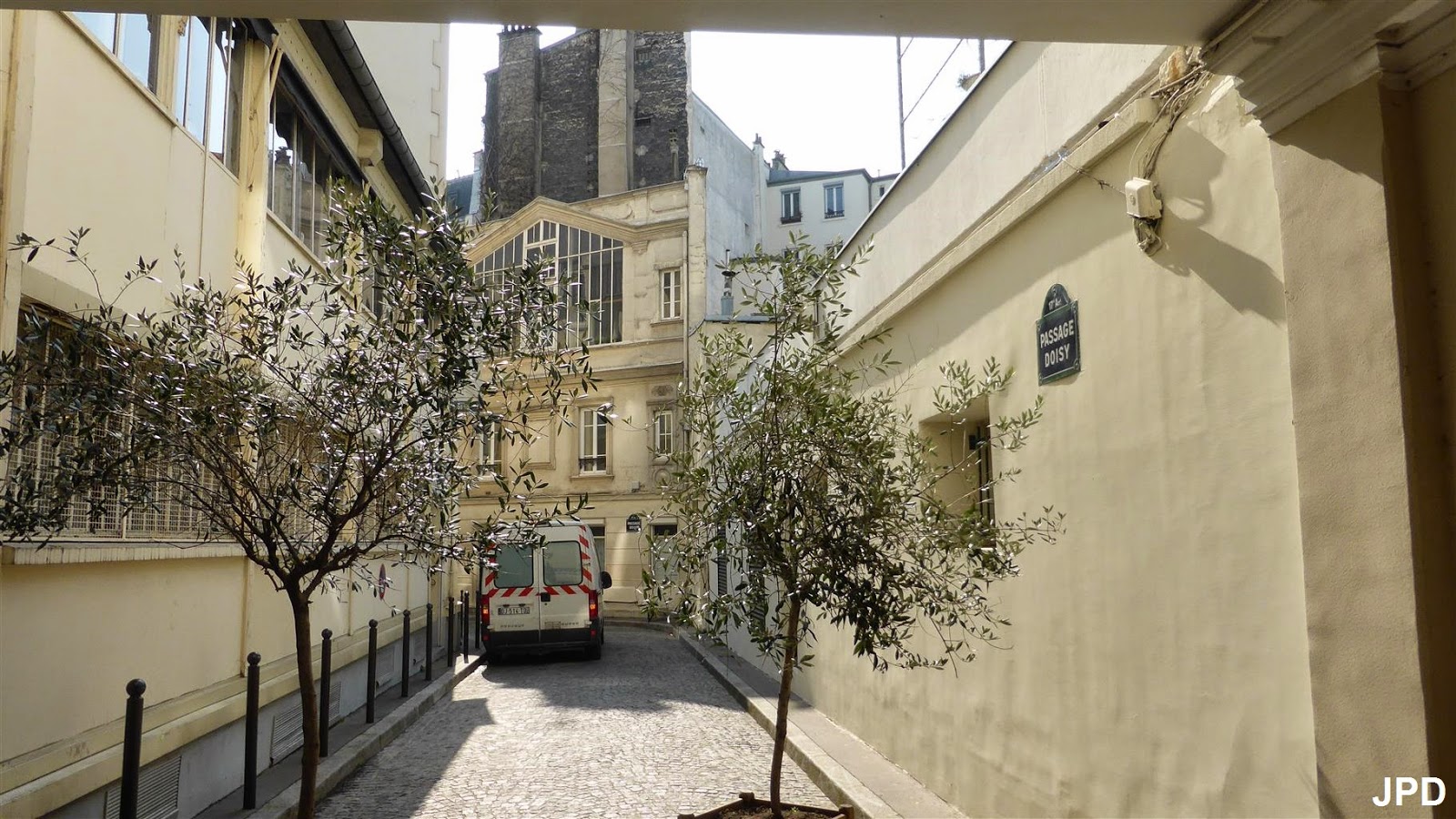 Parisbiseart Passage Doisy