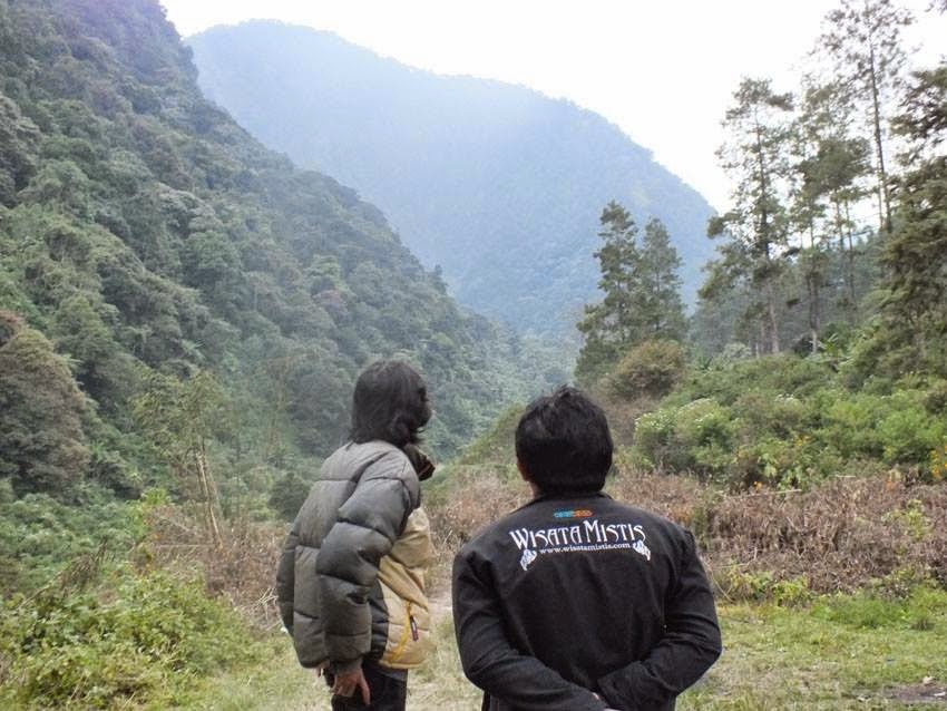 Wista Mistis Ekspedisi Wisata Mistis Menelisik Misteri Dan Sejarah Di Dalam Gunung Puntang Wisata Mistis