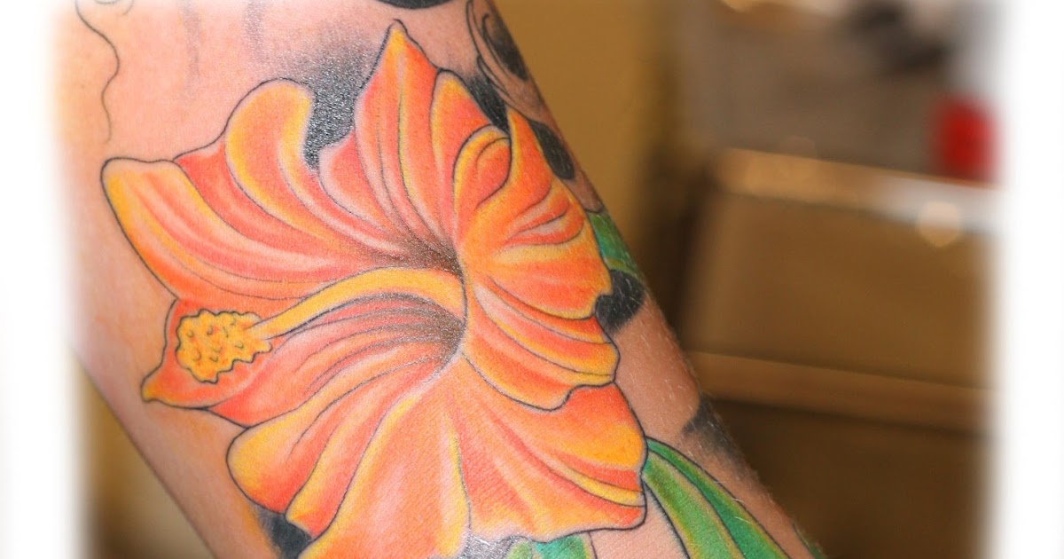 Little Bird Tattoo! Finska och hibiskus tattoo