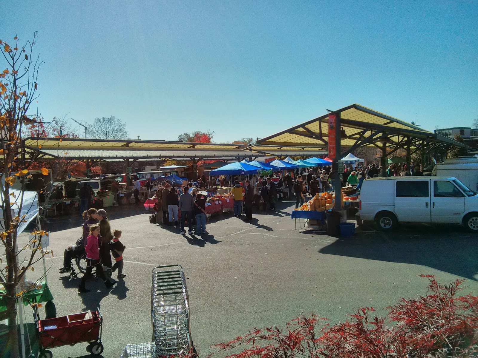 Bloomington, IN Bloomington Community Farmer's Market Explore This City