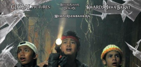 Sinopsis Film Tiga Sekawan : Iiih...Hantu...???