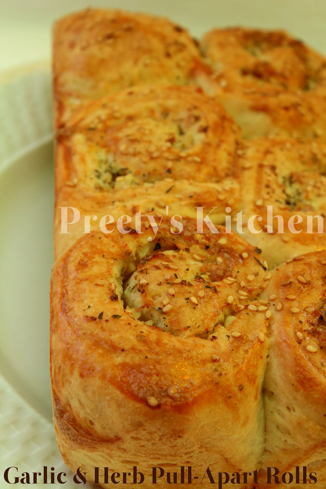 Preety's Kitchen Eggless Garlic & Herb PullApart Rolls Recipe (Step