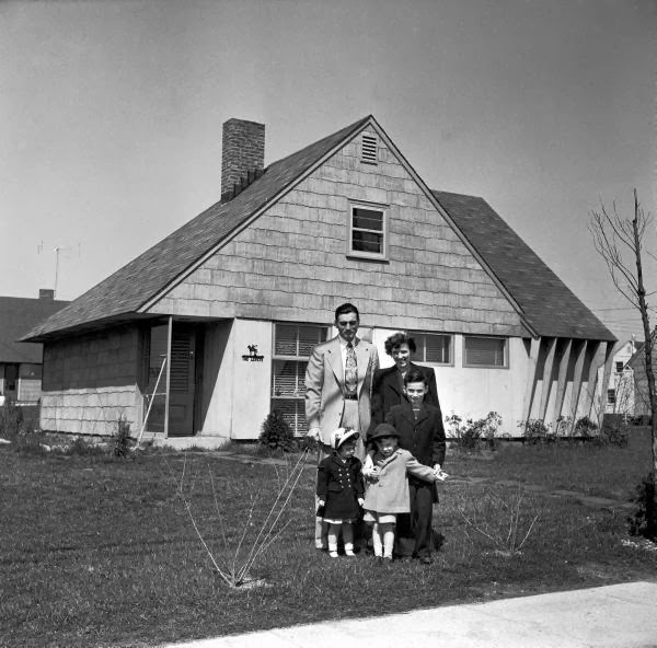 EEUDI1314·PRACTICA PREFAB Levittown