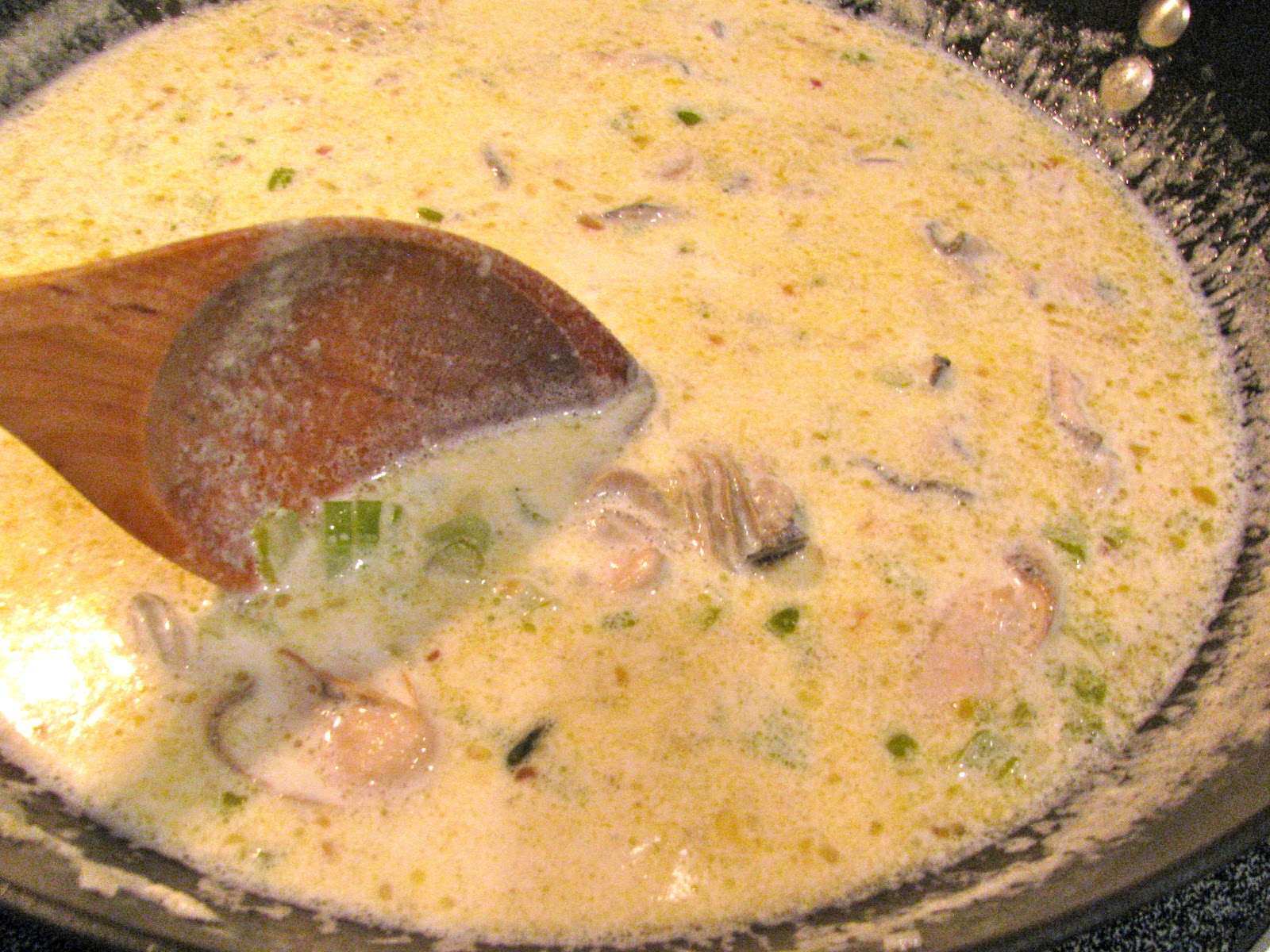 Antoine's Oyster Stew is an Unapologetic Classic - SippitySup