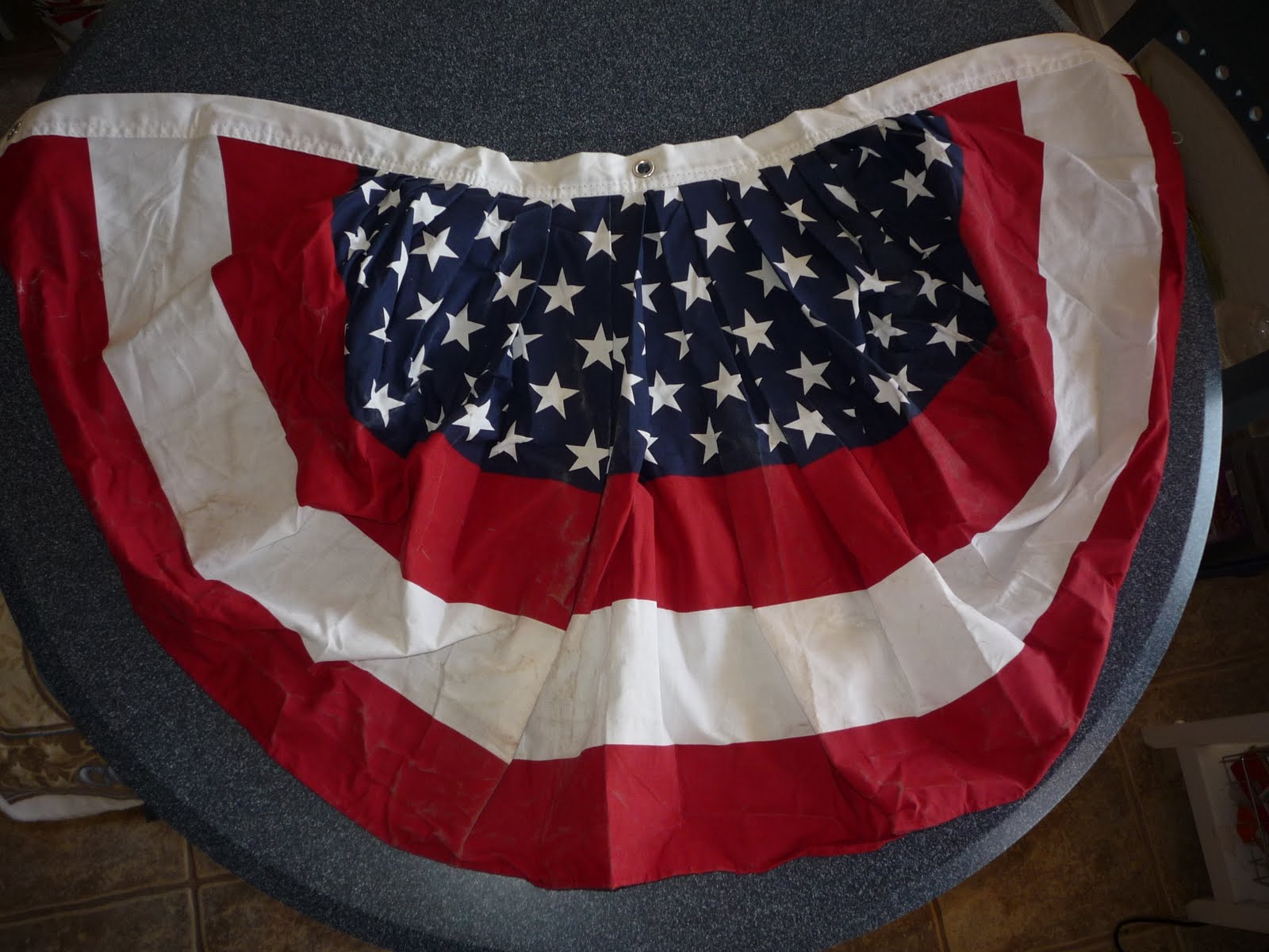 Road Home Quilting Flags with Weight