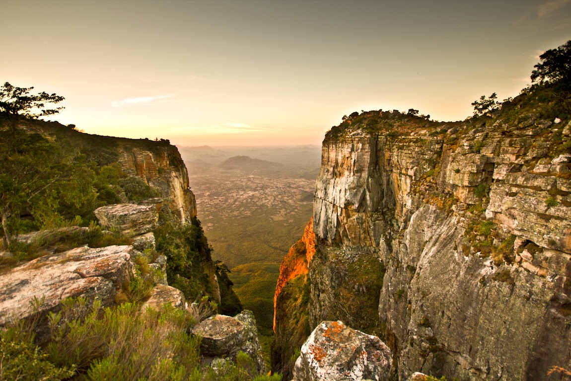 Africa, The Evergreen Oldest Land: Trip to Africa...Welcome To Angola
