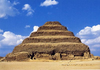 La primera y famosa pirámide de Egipto