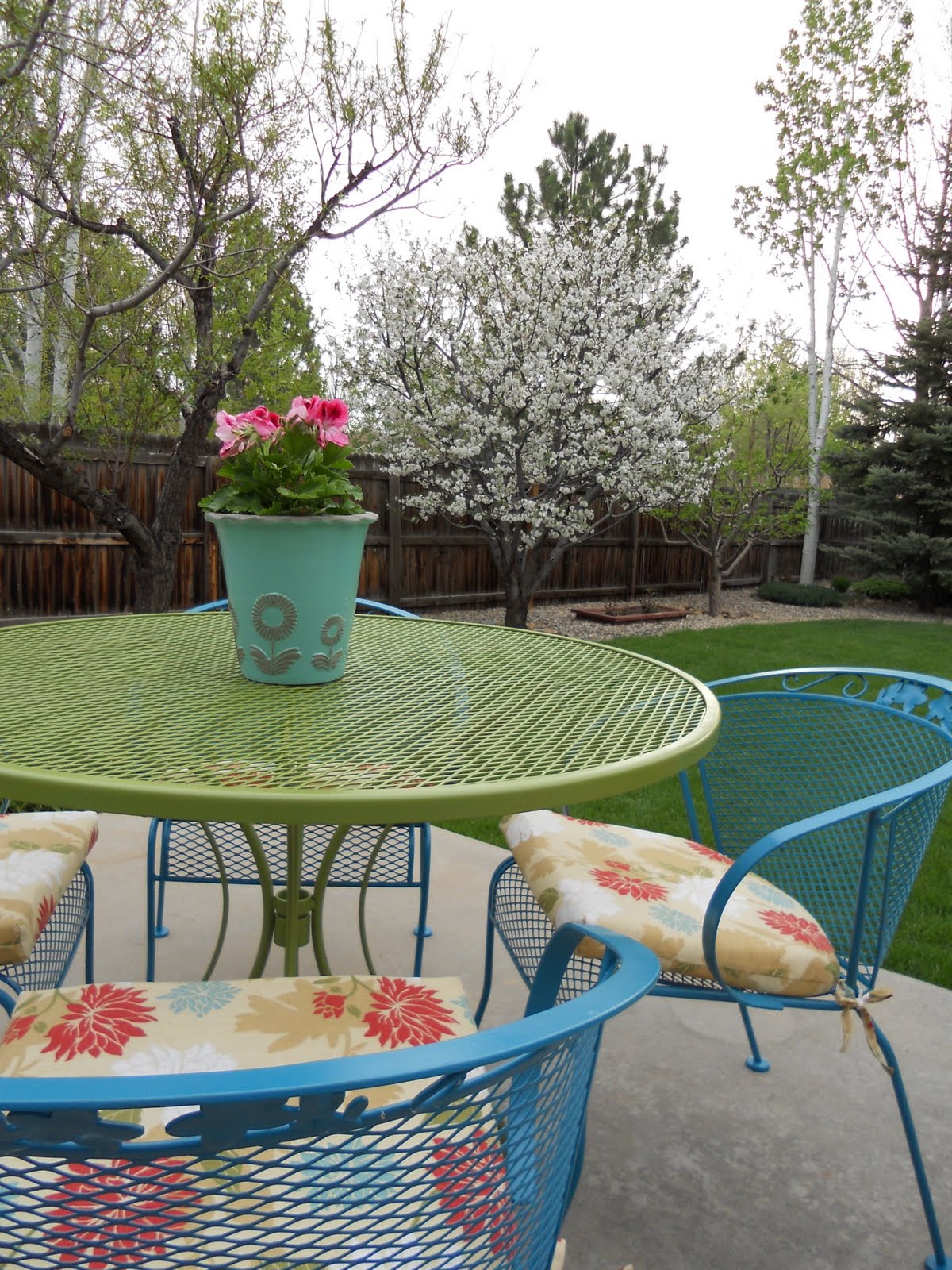 Just Another Hang Up Patio Furniture Redo