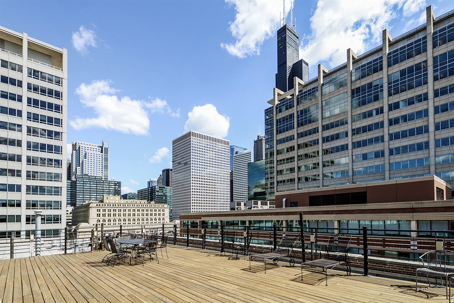 The Chicago Real Estate Local New for Sale! West Loop timber loft with