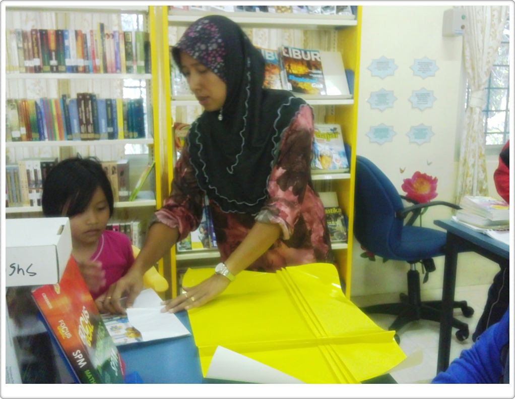 cara membalut hadiah