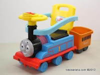 GInaWorld 536 Thomas and Friends Ride-on Car