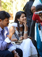Oka Laila Kosam movie working stills-cover-photo