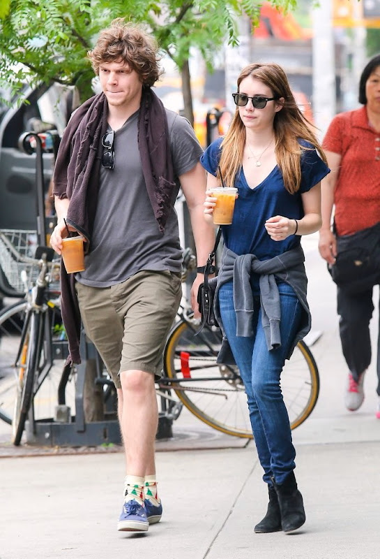 Emma Roberts out with boyfriend for coffee
