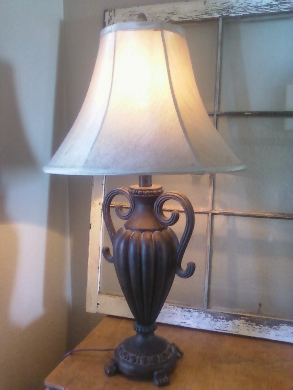 Pretty 3 stage lamp $SOLD
