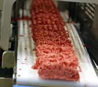 Produtoras da carne se queixam da perda de empregos e de campanha difamatória