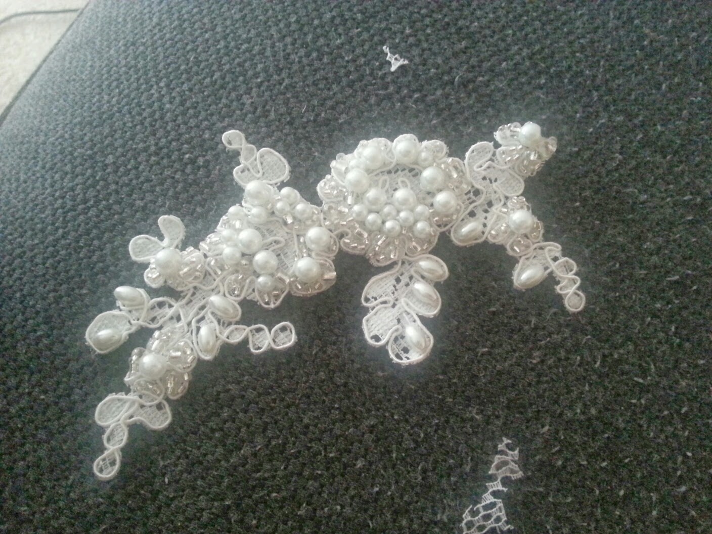 Erin's Ever After DIY Pearl and Lace Hair piece Guest Blog by Tammy