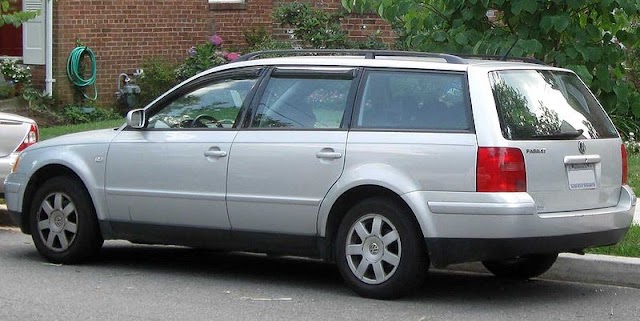 B5 Volkswagen Passat wagon (US)