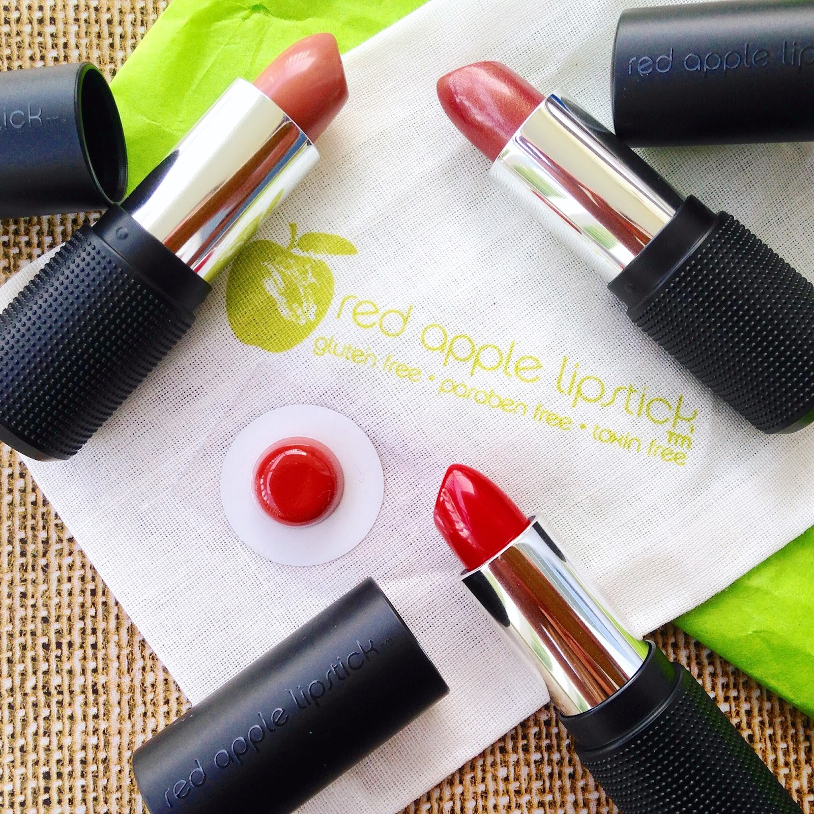 Rawdorable Loving Red Apple Lipsticks