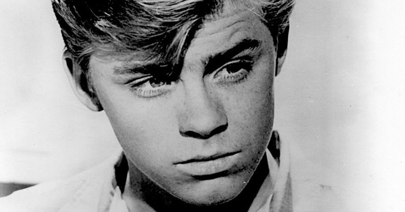 VINTAGE MEN: LUKE HALPIN